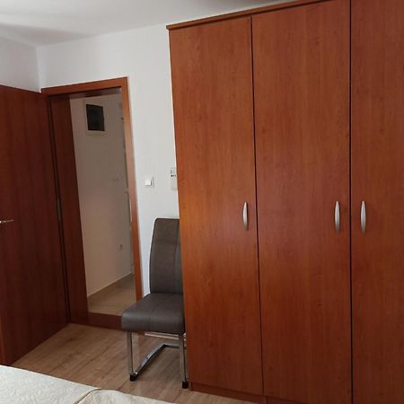 Seaside Apartments Laurus מורטר מראה חיצוני תמונה