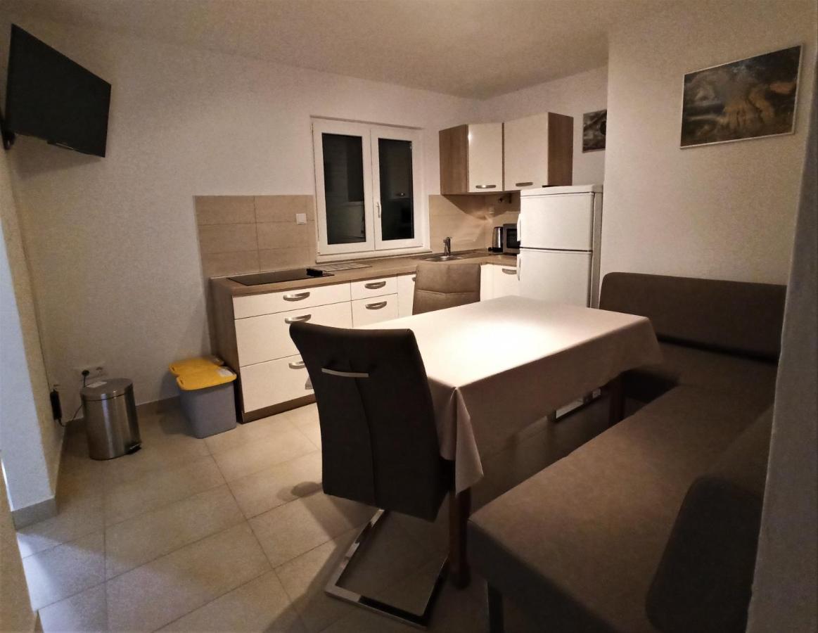 Seaside Apartments Laurus מורטר מראה חיצוני תמונה