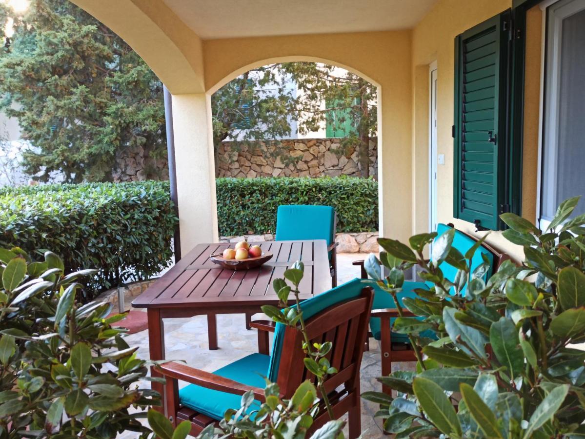 Seaside Apartments Laurus מורטר מראה חיצוני תמונה